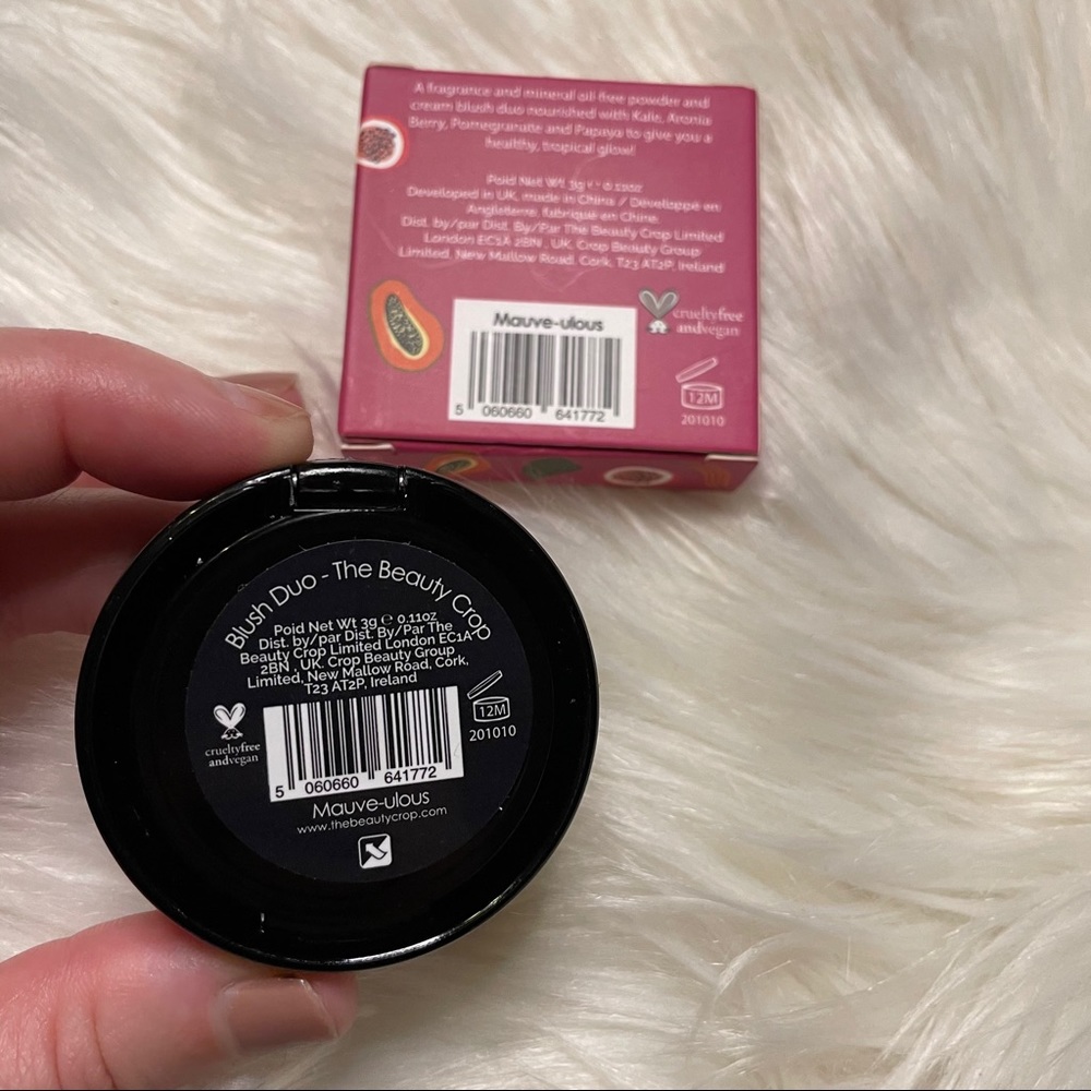 The Beauty Crop Blush - Picture 4 of 4